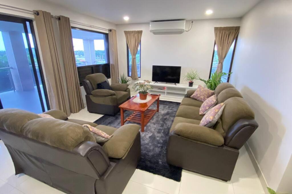 Lovely 4-Bedroom Holiday Home With Free Parking. Lautoka Ngoại thất bức ảnh